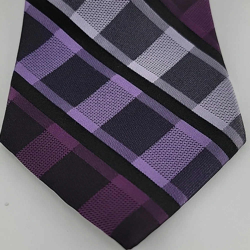 Perry Ellis Classic Purple and Gray Tie